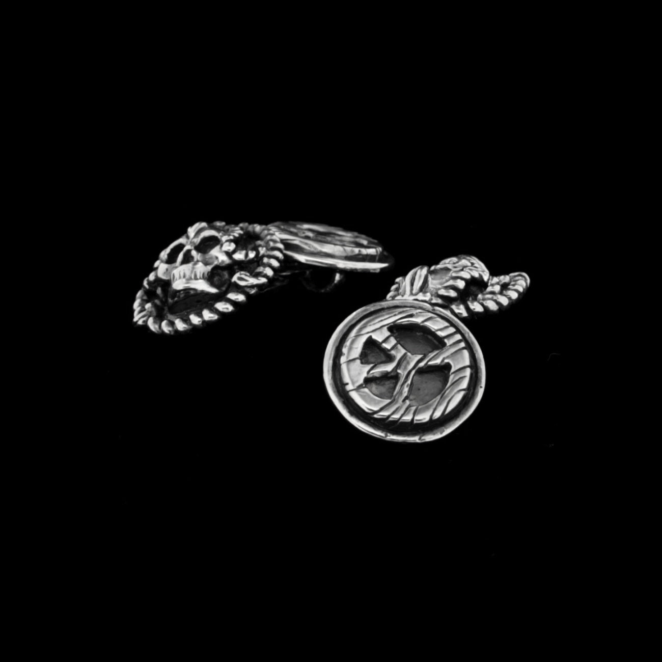 PEACE & SKULL